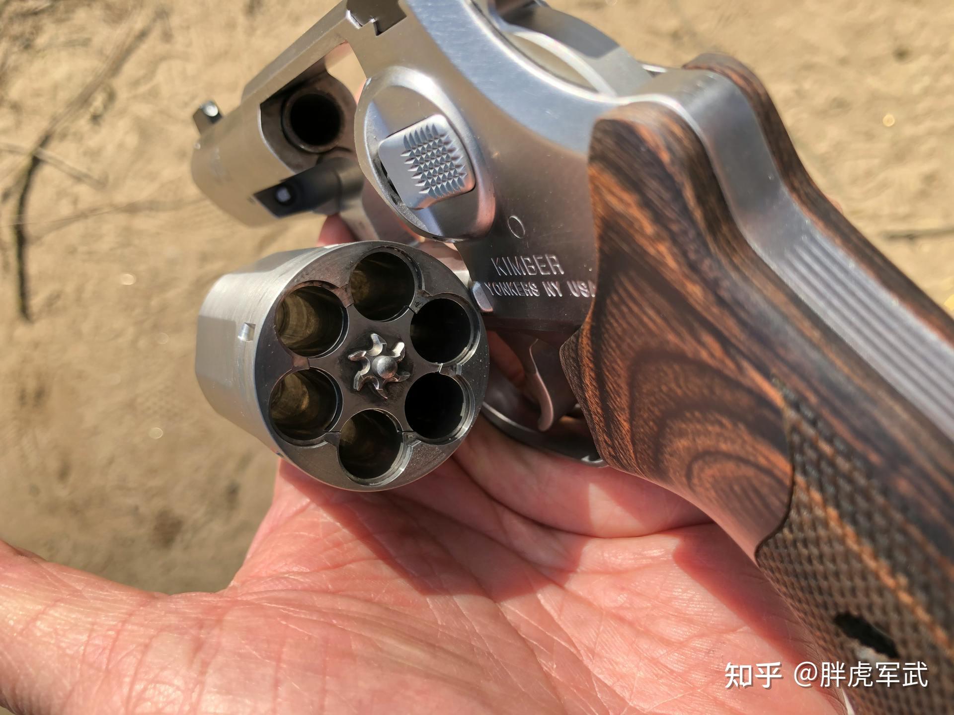 六发左轮手机版(六发左轮旧版下载)-第3张图片-QuickQ官网 六发左轮手机版(六发左轮旧版下载)-第3张图片-QuickQ官网