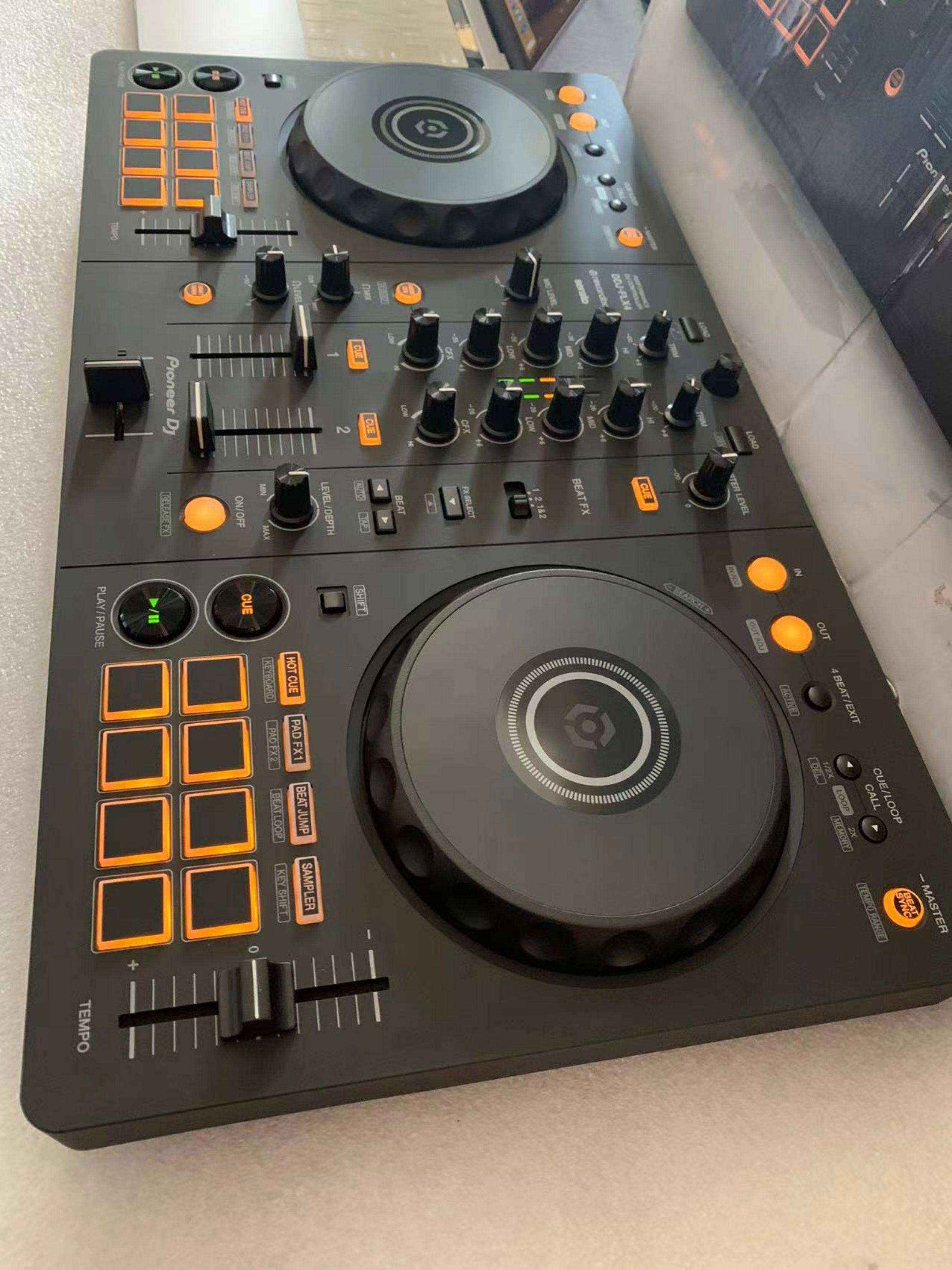 打碟机手机版游戏(打碟机下载手机版安卓)